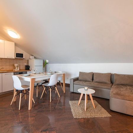 Apartments Jasna Crikvenica Eksteriør billede